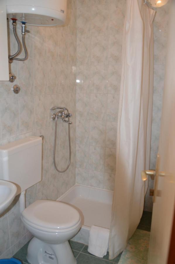 Apartman Mare Drvenik  Exterior foto