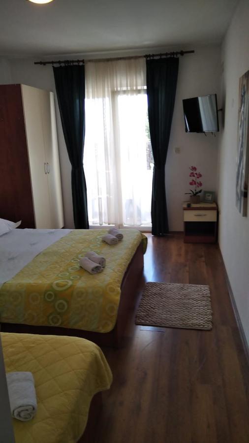 Apartman Mare Drvenik  Exterior foto